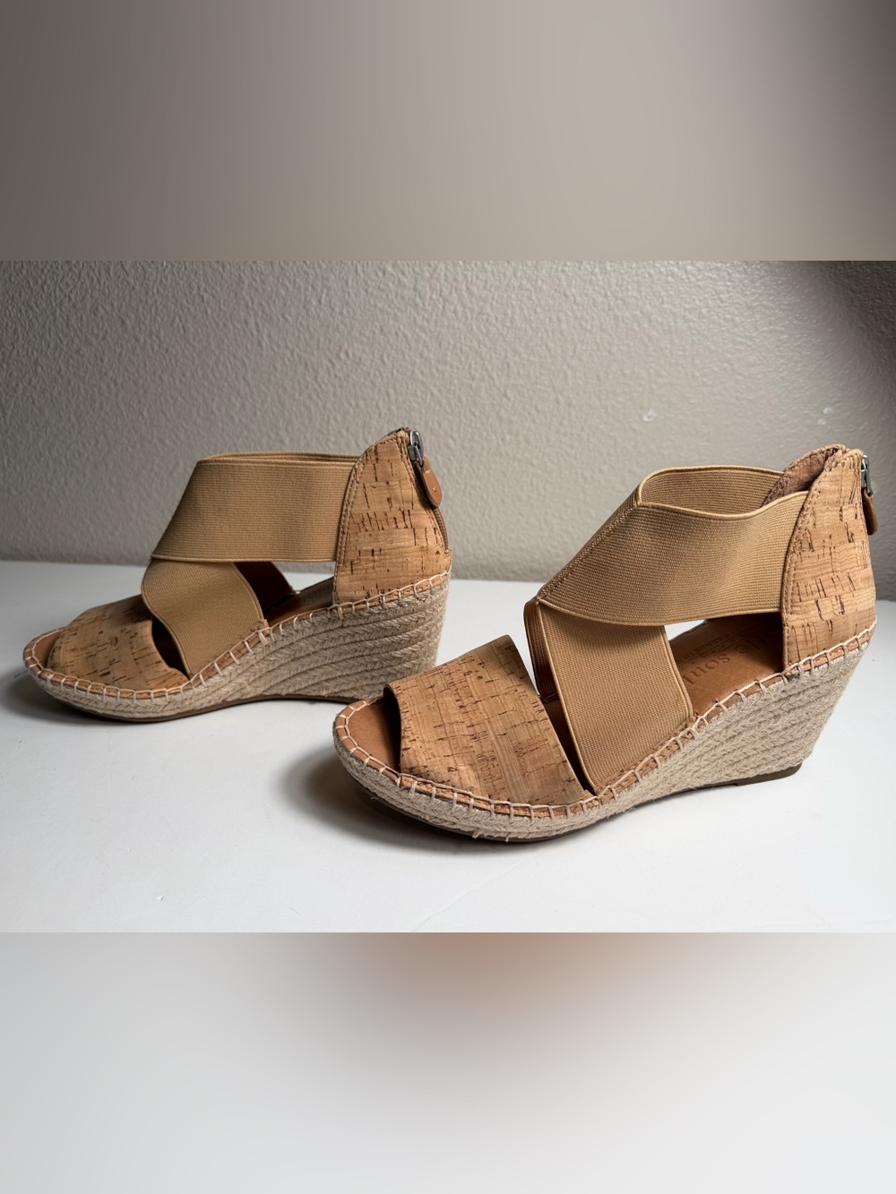 Gentle Souls~By Kenneth Cole~Cork & Wide Elastic~Espadrille~Wedge~Sandal~Size 8 - Picture 4 of 12
